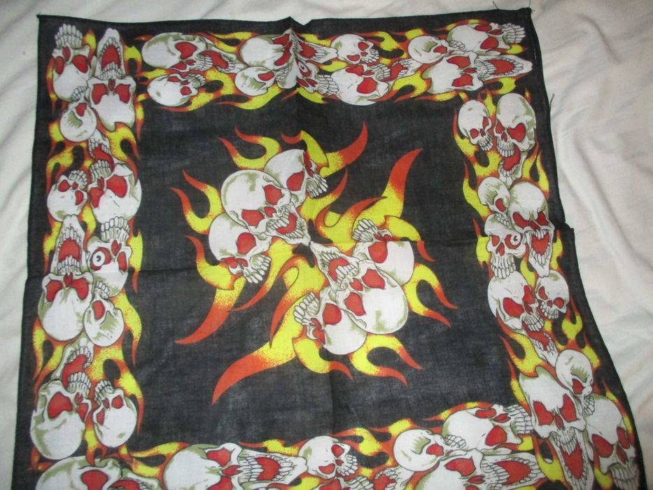 бандана черного цвета