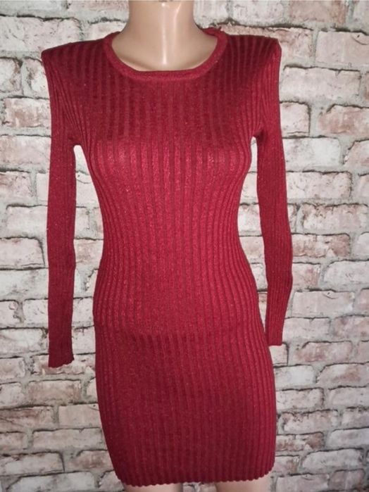 Платье в цветок на пуговицах