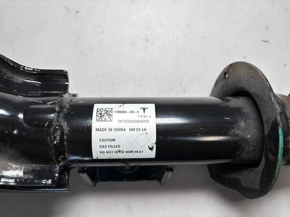 Амортизатори передні Tesla Model Y