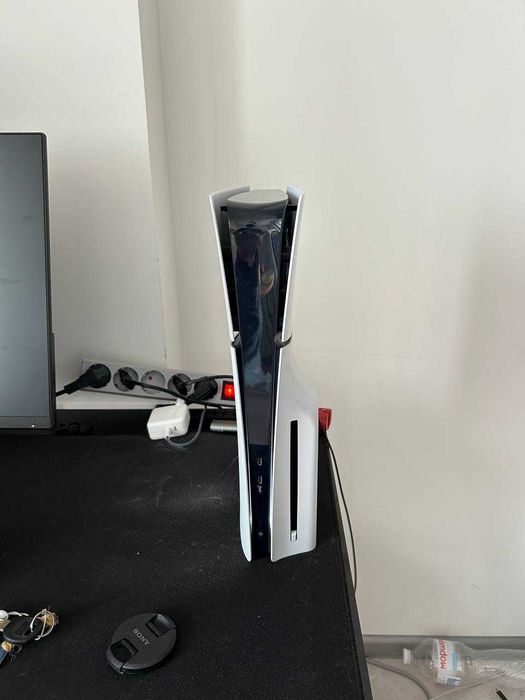PlayStation 5 Slim 1TB з дисководом — ідеальний стан