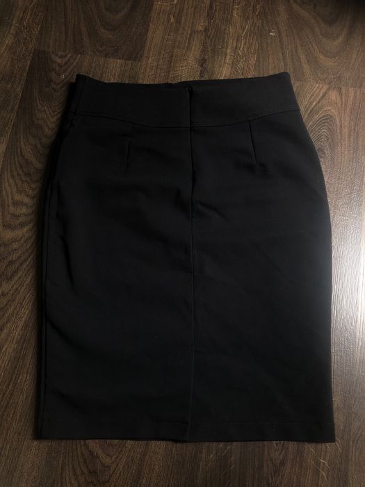 Elegancka spodnica 38