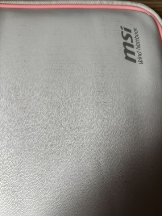Etui MSI Wind Notebook