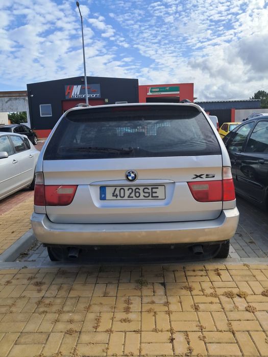 SUV BMW X5 (E53)