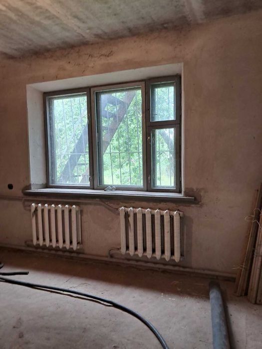 Продам новый 4-х комн. дом, земли 50 сот. Все удобства.