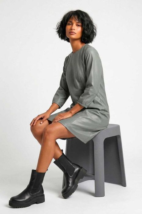 Брендовое платье Weekday Meral Dress из экокожи, р. S/M