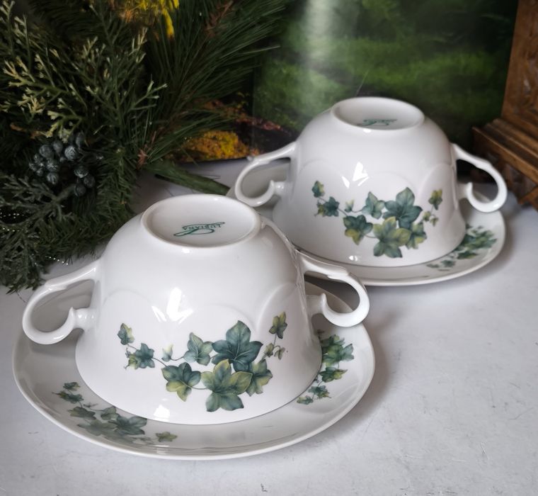 Bulionówki Lubiana  6  sztuk piękna stara porcelana