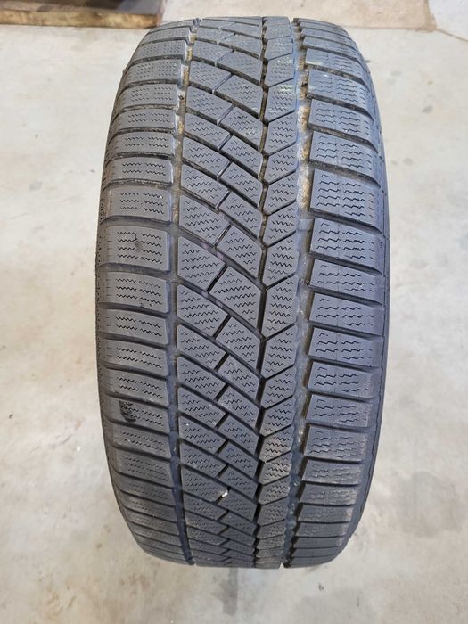 Continental 225 / 55 R  17