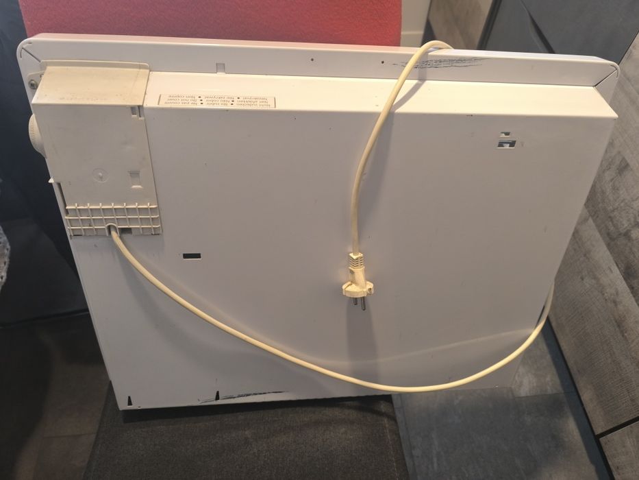 Grzejnik elektryczny.. Grzejnik Biały.wymiary.wys.44 cm.dl60 cm.