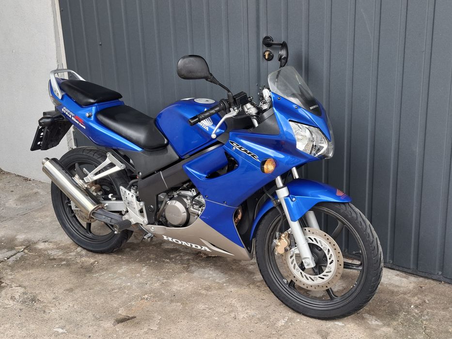 Honda CBR 125R rok 2004, mały przebieg kat.B/A1 transport pod dom