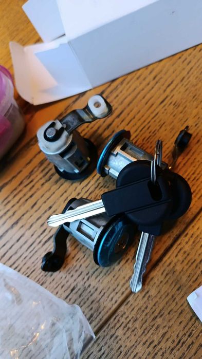 Комплект циліндрів  Partner Berlingo