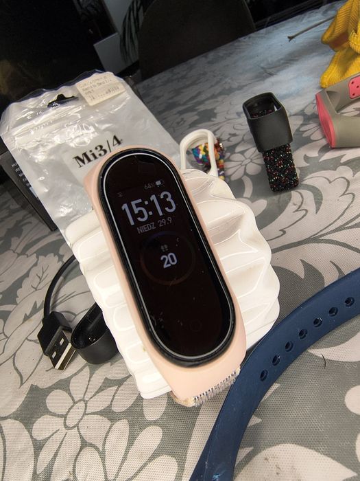 Opaska smartwatch Xiaomi mi band 4