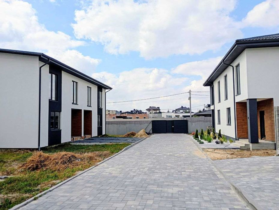Продаж котеджу р-н Газовик. За ціною 2-х кімнатноі новобудови, ви купуєте власний котедж. Закрита територія. Якісне будівницво.