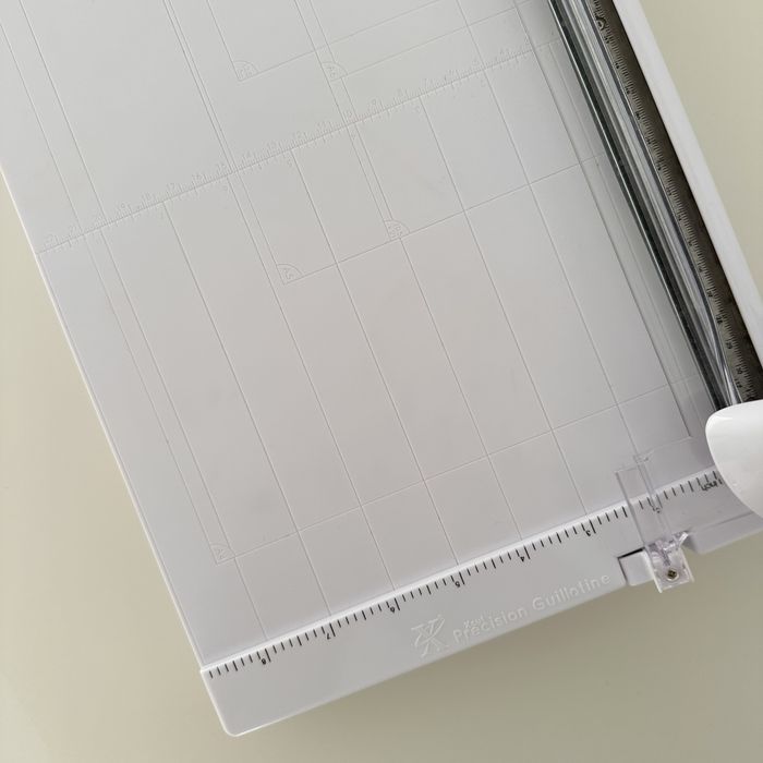 Guilhotina Xcut Precision 13 nova