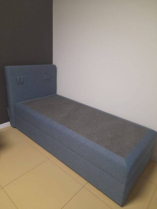 Łóżko, tapczan z funkcją spania i pojemnikiem jak nowy