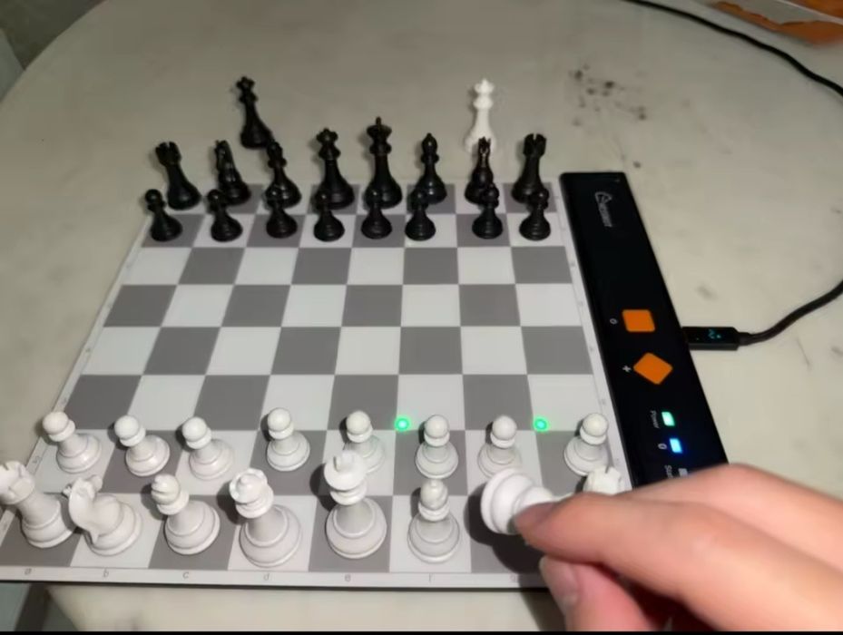 Tabuleiro de xadrez automático