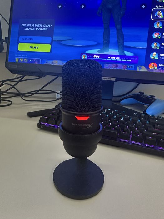 Микрофон hyperx solocast
