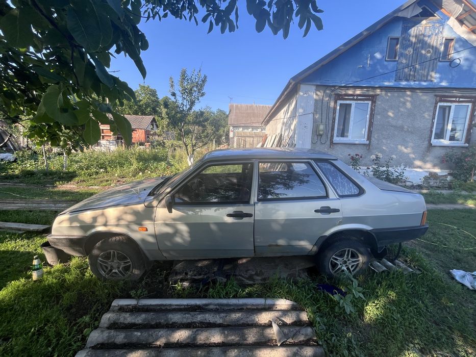 продам ваз 21099