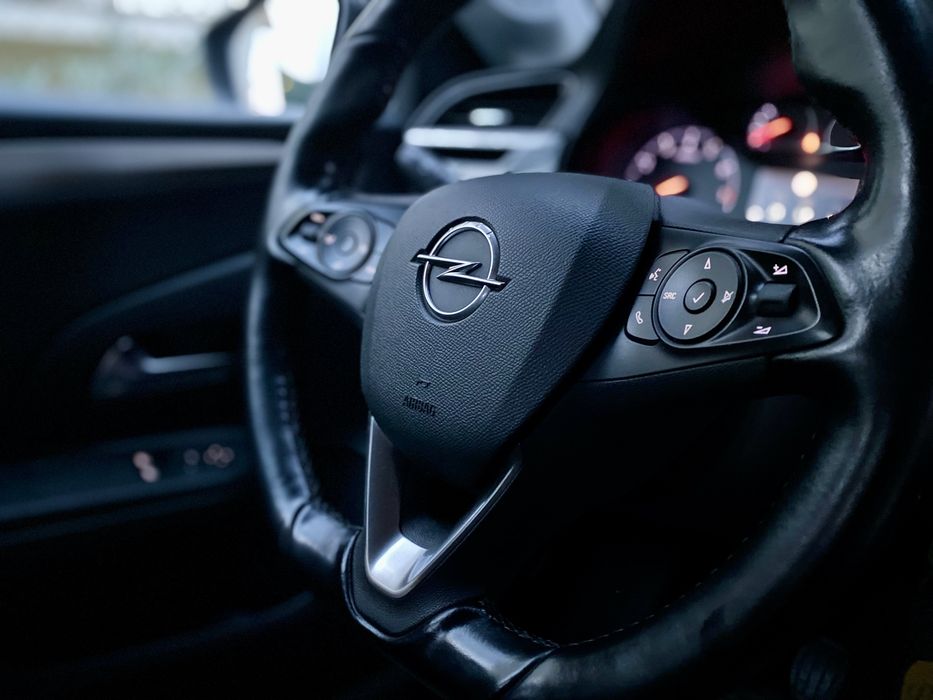 Opel Corsa 1.5 D Elegance 2021, nacional
