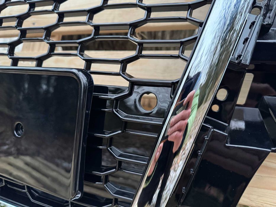 Grill Atrapa Audi Q5 8R 08-12 styl RSQ5 CHROME