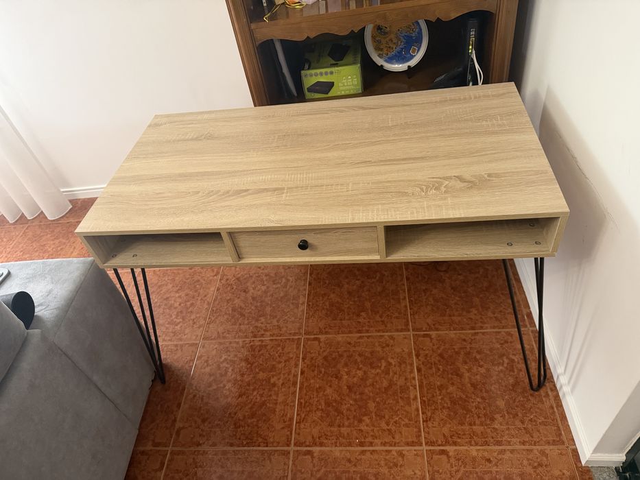 Mesa de escritório - usada