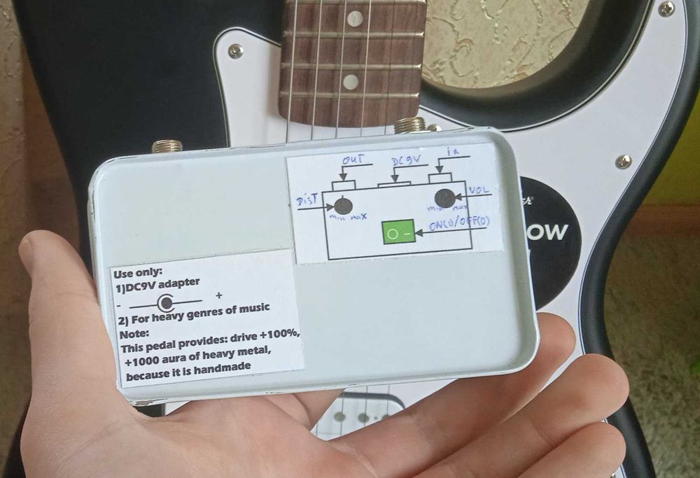 Педаль перегрузу Unicorn Distortion для електрогітари,