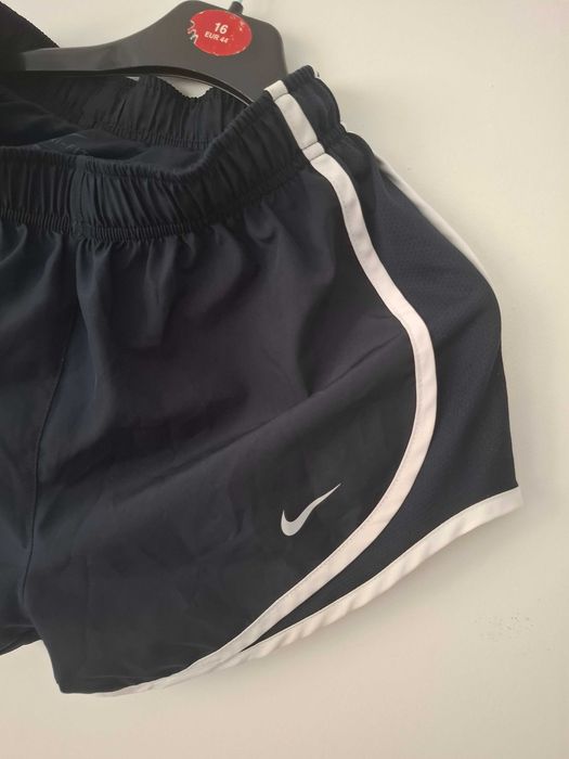 Nike szorty damskie