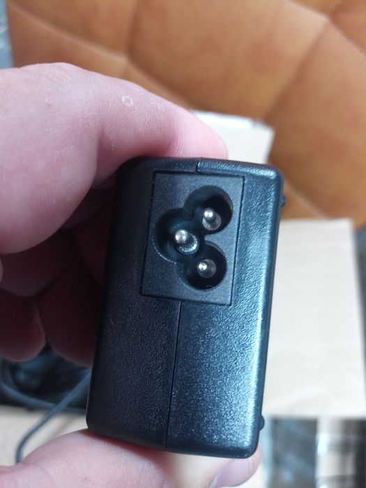 Електрошрот Оригинал блок питания Panasonic 15.6V 7,05A 110W 5.5/2.5