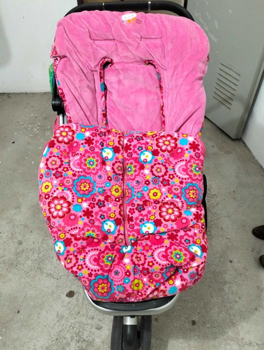 Carrinho de bebé quinny