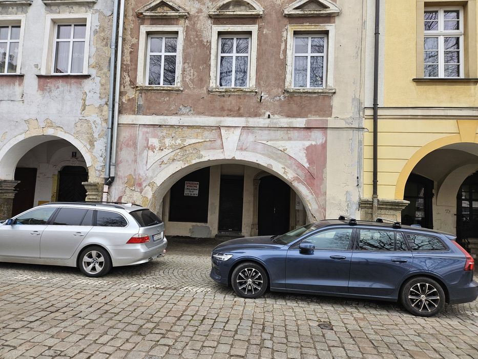 Lokal usługowy sprzedam