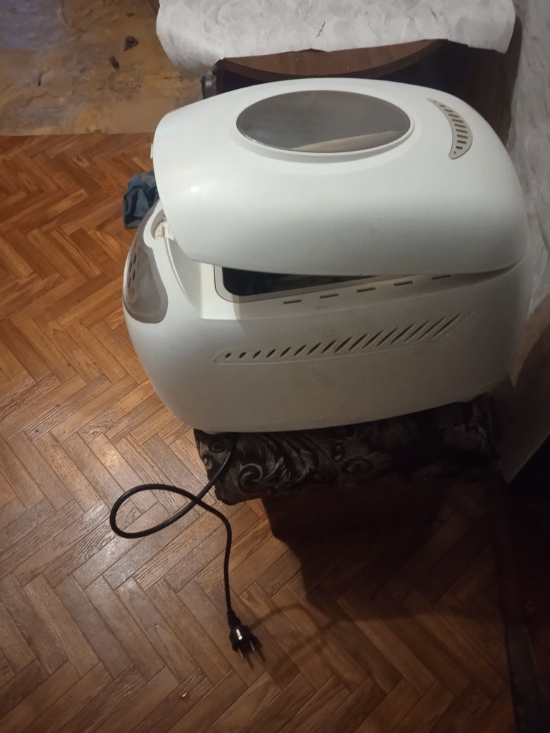 Продам хлебопечку: 400 грн. - Хлібопічки Дніпро на Olx