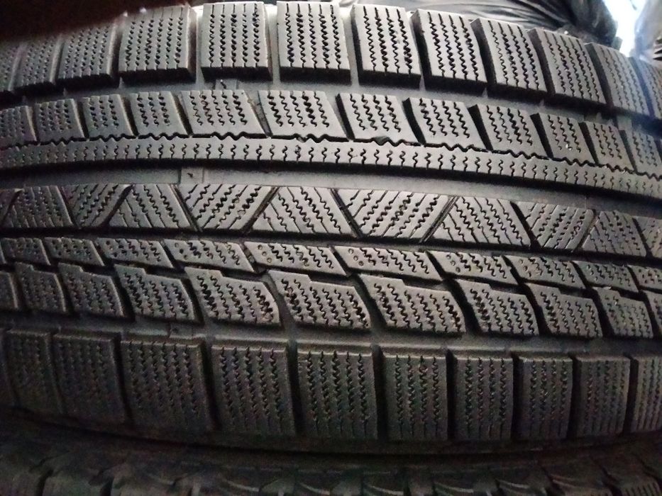 Речі різні 205/55/17Пиреллі.та багато інших