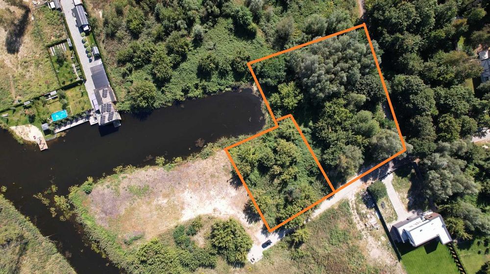 Ділянка 25 соток у котеджному містечку “Azimut River Club” річка, парк