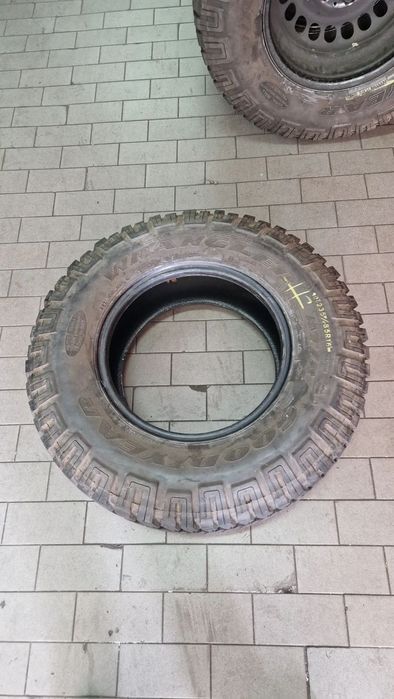4 PNEUS 235/85/16 GOODYEAR WRANGLER MT/R 114/111Q COM MAIS DE 80% PISO