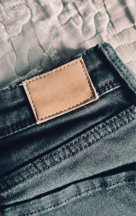 Spodnie jeansowe czarne CROSS 36