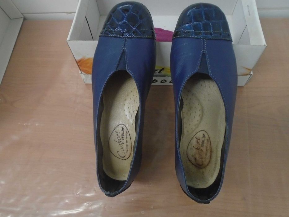 Vendo Sapatos Senhora Azuis
