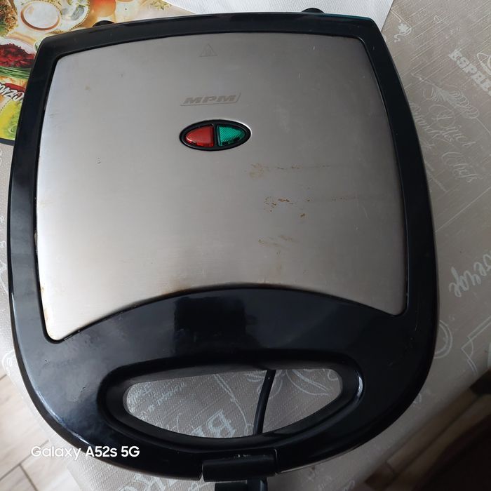 Gofrownica MPM na 4 gofry moc 1100 do 1300 W