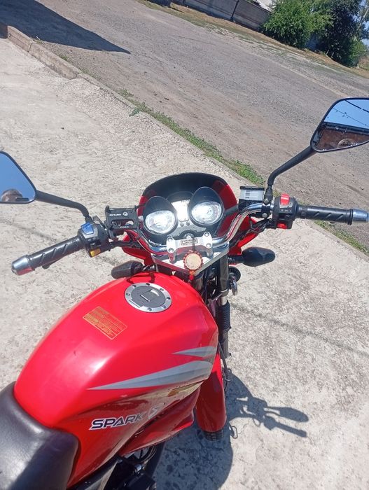 Продам мотоцикл spark -25І 200