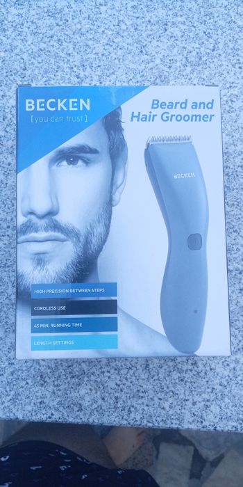 Aparador de Cabelo e Barba Becken