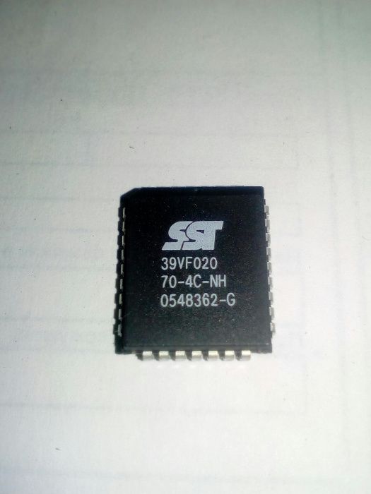 Память 39VF020 нова