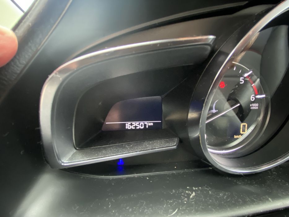 Mazda cx-3 de 2018 com 163000 km