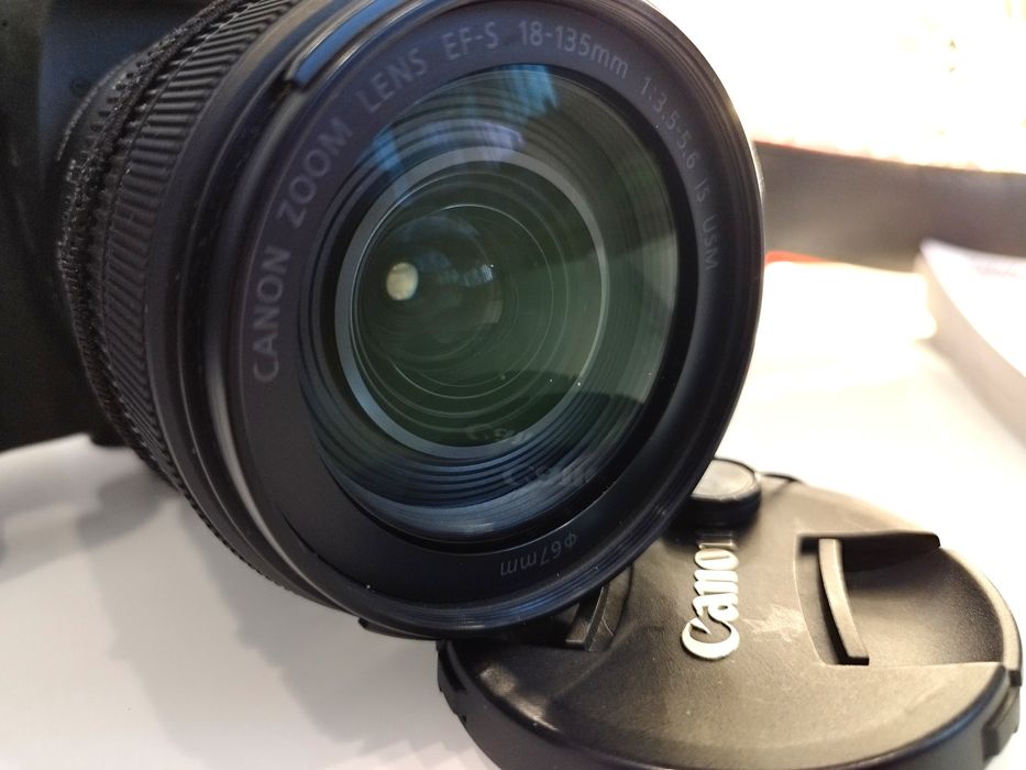 Canon 90 D+obiektyw 18-135 IS USM