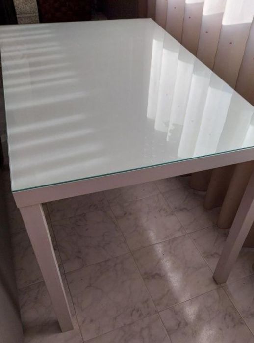 Dining/Living Room Table64586416183555121