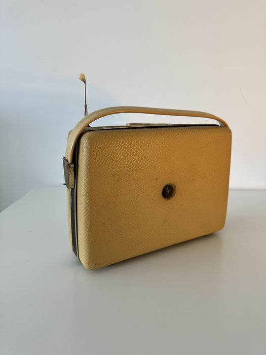 Radio transistor Nordmende Clipper