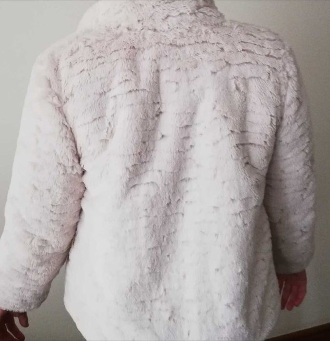 Casaco de "pelo" menina 8 anos