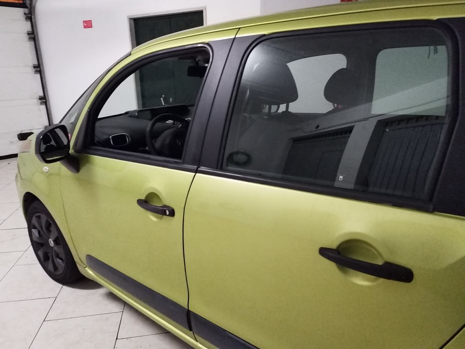Citroën C3 Picasso Vendo ou troco por Mitsubishi Space Gear ou H1 campervan — photo 2