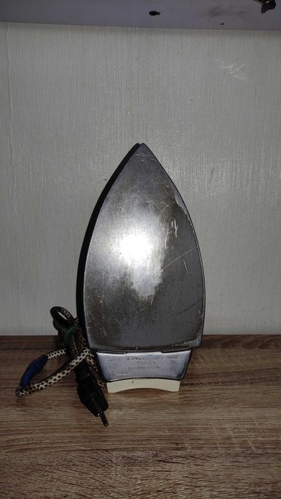 Утюг National б/у