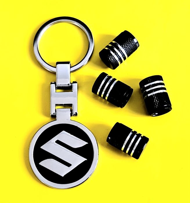 *NOWY* Breloczek SUZUKI + Nakrętki na wentyle czarne komplet tuning