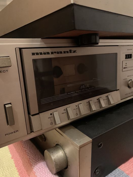 Sistema som MARANTZ (com gira-discos)