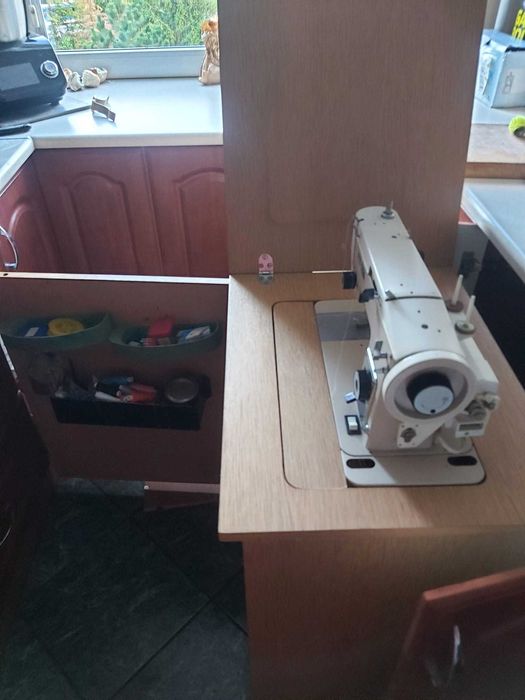 Maszyna do szycia PRL