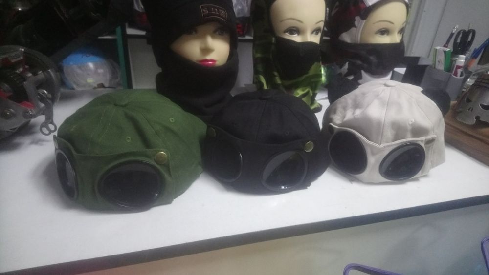 Кепка з окулярами, бейсболка